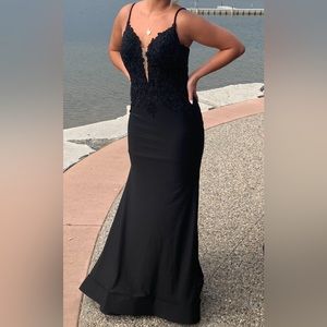 Amara Black Prom Dress, size 6
